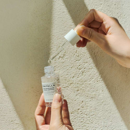 SKIN1004 Madagascar Centella Tone Brightening Capsule Ampoule 30 ml