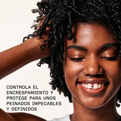 OLAPLEX N°6 Crema para peinar Control Frizz 100ml